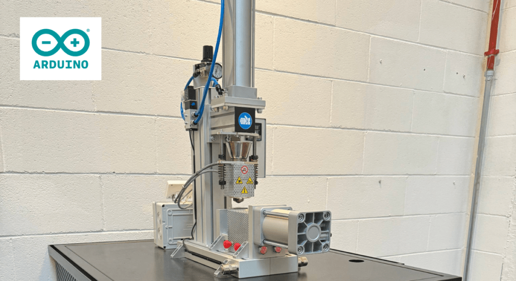 Arduino Cloud and Opta WiFi make an injection molding machine connected and smart