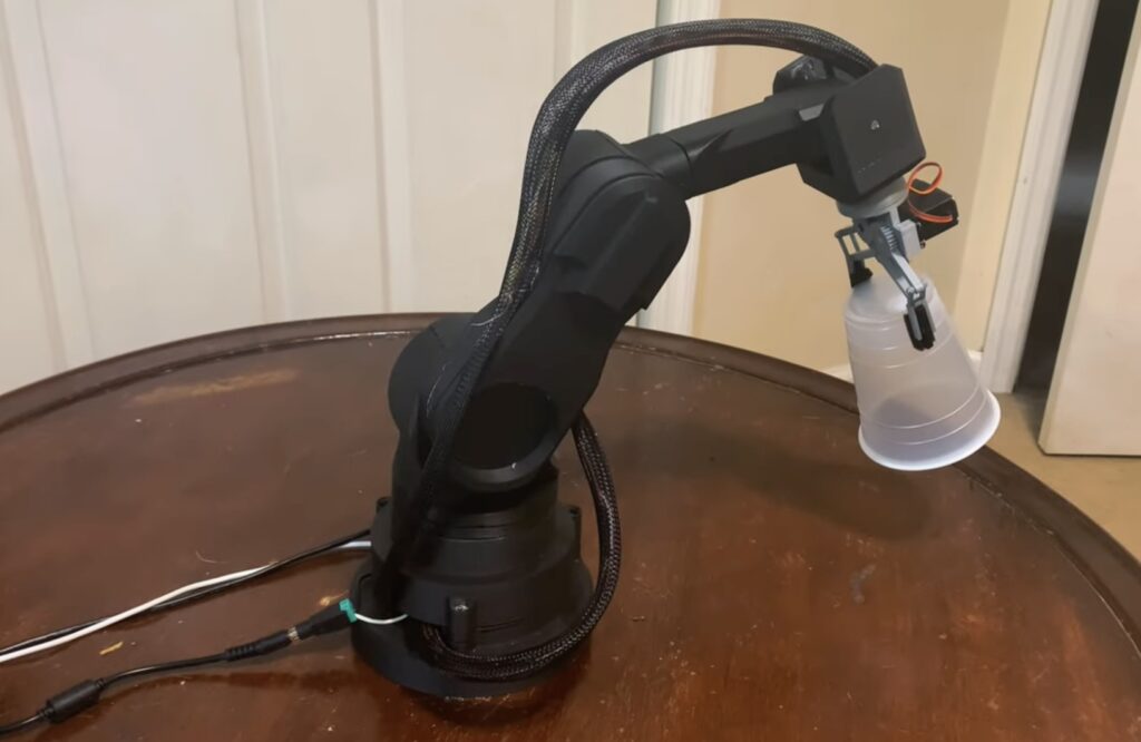 3D printing an affordable robot arm 