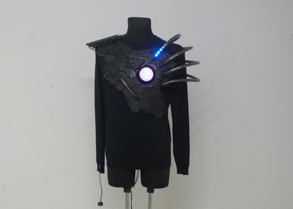 VIGOR fuses fashion and technology in an avant-garde wearable